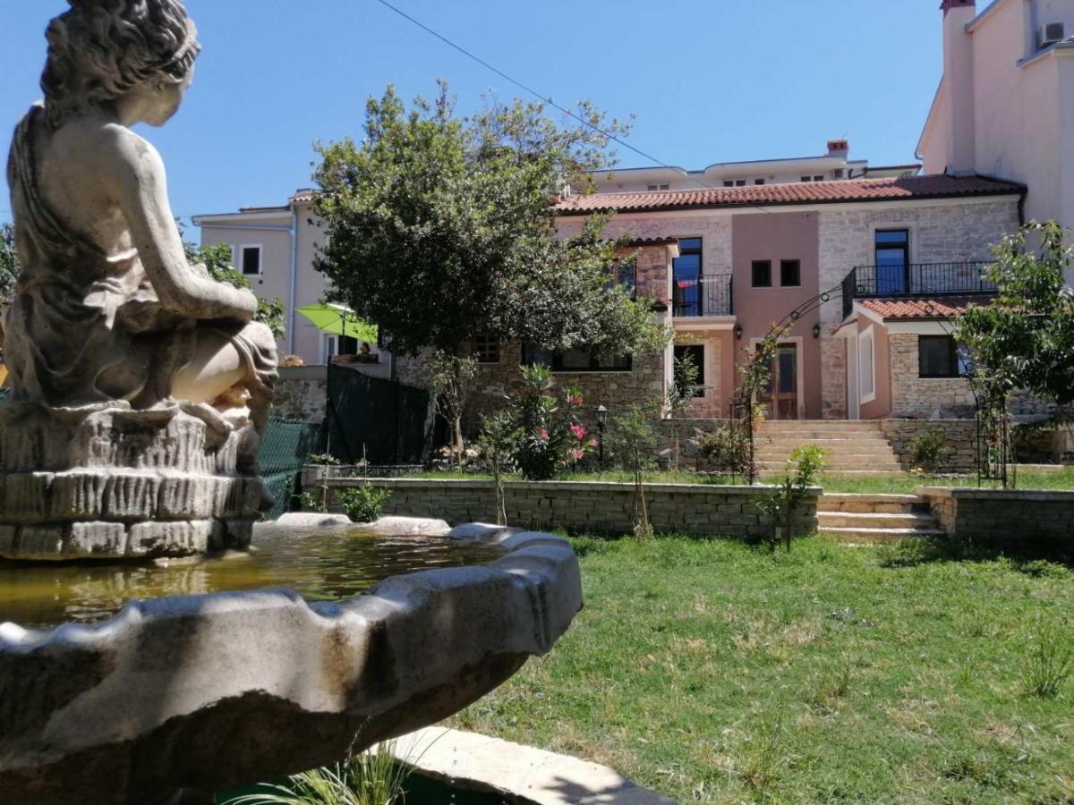 Apartments Sena Pula Exterior photo